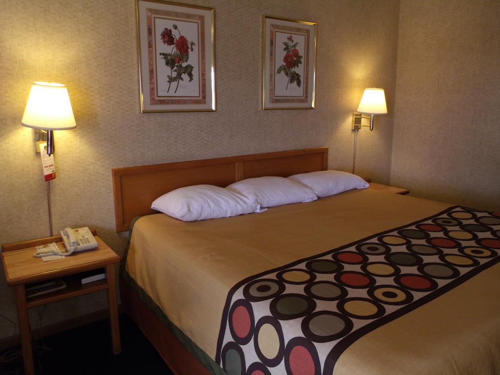 Budgetel Inn & Suites Butler Zewnętrze zdjęcie