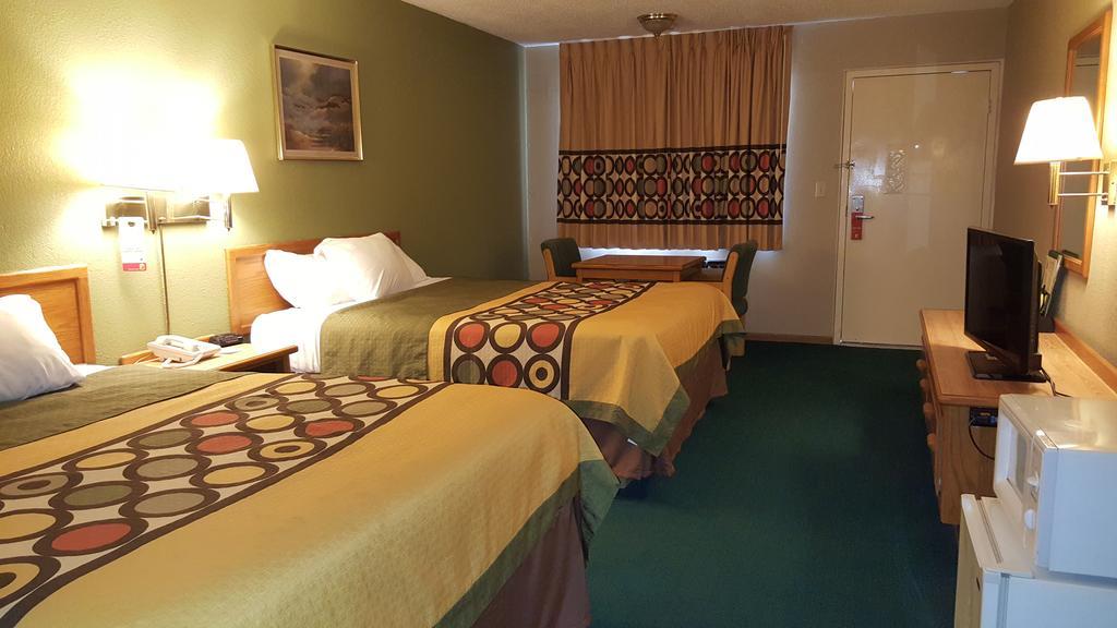 Budgetel Inn & Suites Butler Zewnętrze zdjęcie